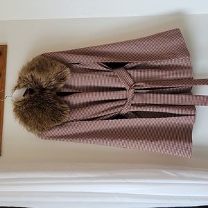 Forever 21 Houndstooth Cape with Fur